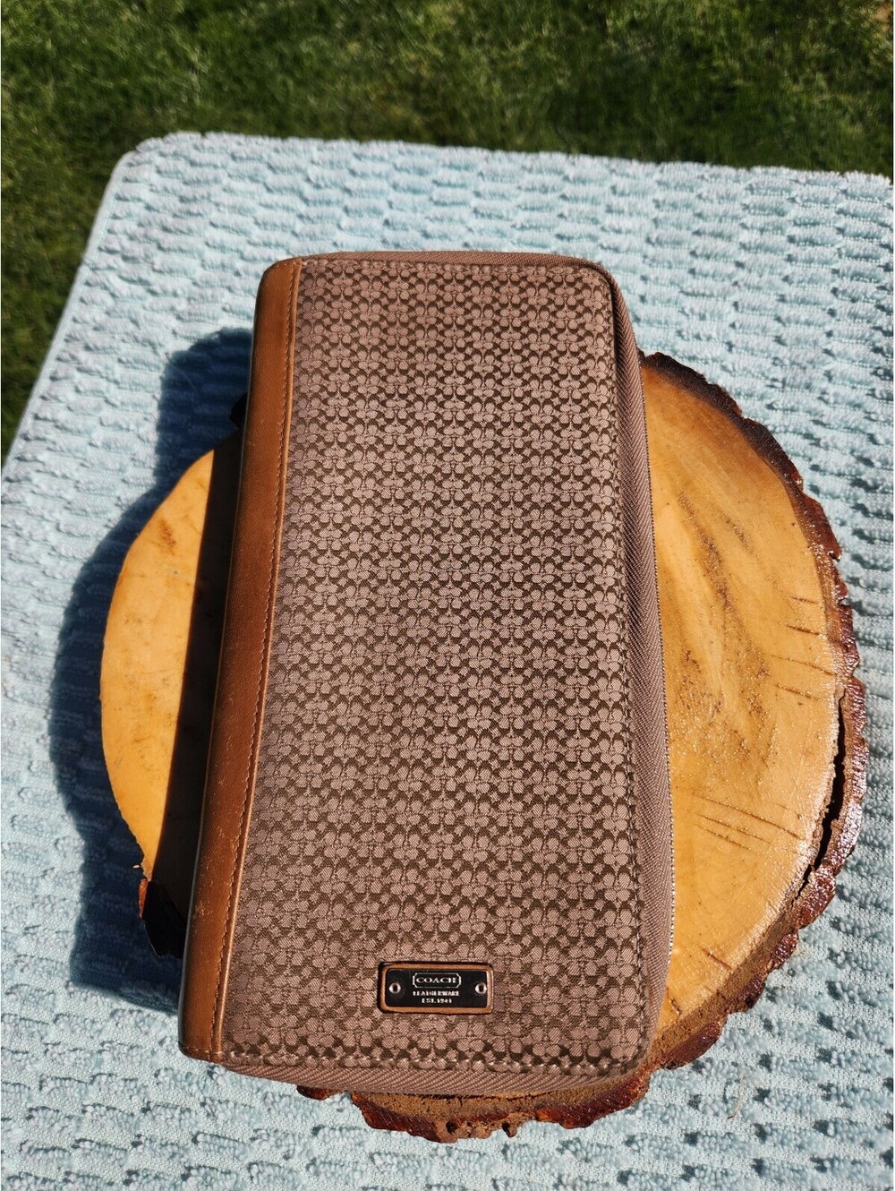 Coach vintage Signature Travel Wallet